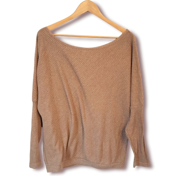 Women's Off the Shoulder Batwing Sleeve Loose Pullover Knit Sweater Tan Size XL - Picture 4 of 4